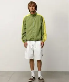 新品 stussy BEACH SHORT M ハーフパンツのサムネイル