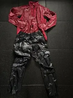 PUMA ピステ・ウィンドブレーカー 赤/黒