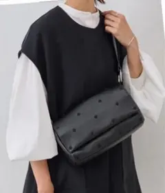 斜めがけショルダーバッグ