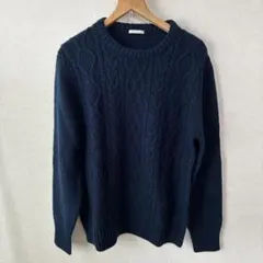 GU ネイビー ケーブル編み ニットセーター
