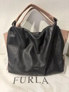 FURLA バイカラー黒ハンドバッグ