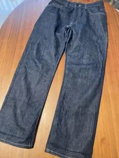 ユニクロU セルビッジレギュラーフィットジーンズ 30 76