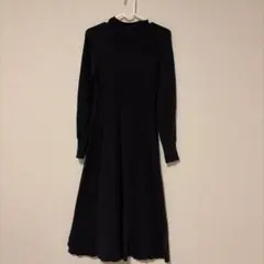 earth music&ecology ニットワンピースのサムネイル