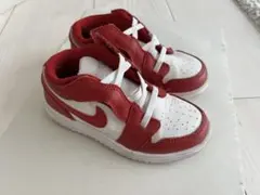 NIKE キッズスニーカー　赤