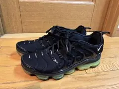 NIKE AIR VAPORMAX Plus VOLT