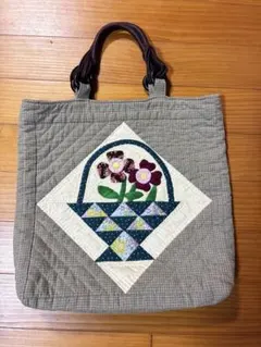 【ハンドメイド】パッチワーク＆アップリケ トートバッグ（両面デザイン）