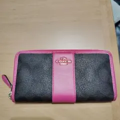 COACH コーチ　 ブラック/ピンク 長財布