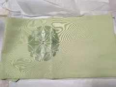 薄緑色の花模様 袋帯