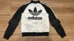 アディダス　ウエストハム　フード付き　ナイロンジャケット　XL adidas アディダス ウエストハム フード付き ナイロンジャケット XL adidas