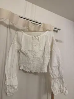 シャルルシャトン　ホワイトコットンフリルブラウス M