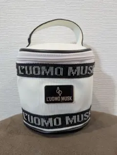 【L'UOMO MUSK】バニティポーチ　ホワイト✕ブラック
