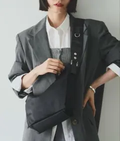 美品✨　russet ナイロン2WAYミニショルダーバッグ ブラック シルバー