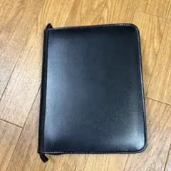 ZWUITS A4サイズ レザーマルチケース 書類 カード 収納 - メルカリ