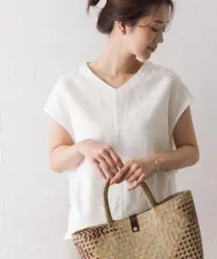 美品★リネンバックタックフレンチブラウス URBANRESEARCH DOORS