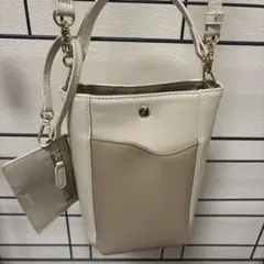 アプリリー　ショルダーバッグ　美品。のサムネイル