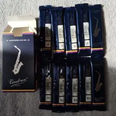 Vandoren アルトサックスリード　3箱セット VANDOREN 【2個セット】《硬さ：3-1/2》アルトサックス用リード