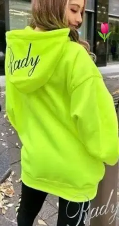 Rady 蛍光イエロー フルジップパーカー M オーバーサイズな感じです。