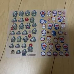 ハンギョドン、ドラえもん　シールお裾分け