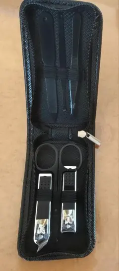 未使用★爪切りセット ブラック ネイルケア　コンパクト