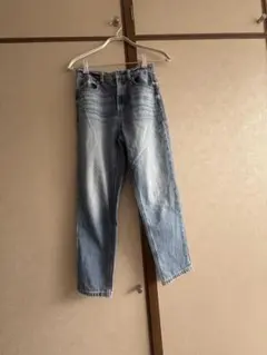 ライトブルーデニム ハイウエスト ストレート