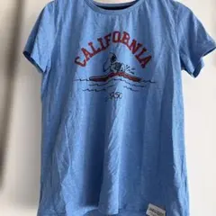 スヌーピー柄のTシャツ