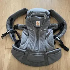 エルゴ オムニブリーズ グラファイトグレー