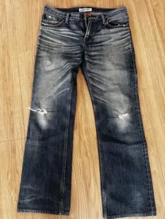 Levi's ダメージ加工 ストレートジーンズ