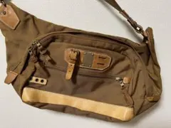 Item thumbnail for item e73292dd-e189-48d8-a6b6-ac04b4b500ad