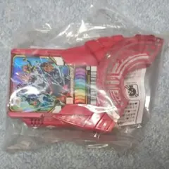 非売品 仮面ライダーギーツ ＤＸワンネスレイズバックルと ライドケミートレカ