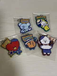 BT21 シリコンキーホルダー5個セット