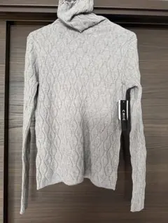 CHIC グレー ケーブルニット タートルネック