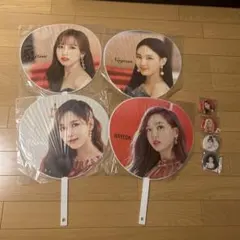 twice うちわ4枚　缶バッチ４個　計8点セット