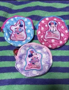 ディズニーランド パルパル　ミニーファンダーランド　ポーチ カプセルトイ 3つ