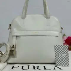 【美品】現行　フルラ 新型パイパーＳ 白 2wayショルダーバッグ　ハンドバッグ FURLA フルラ ショルダーバッグ ハンドバッグ 2WAY レディース