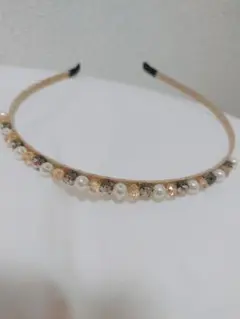 パールとクリスタル装飾のヘアバンド