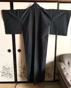 【新品未使用】着物 和装 振袖 単衣 羽織 桐 家紋 黒 喪服 昭和レトロ②のサムネイル