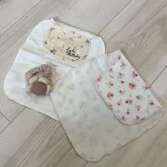 汗とりガーゼ 汗とりパット 2枚セット 新品未使用　リストガラガラおまけ