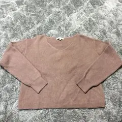 PROPORTION Vネックトップス