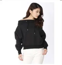 週末価格❗️riendaリエンダ　オフショルダー ブラック スウェットFREE