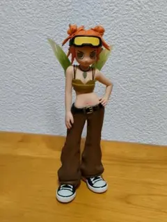 POPMART PEACHRIOT Punk fairy Gigi Leaf