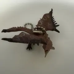 モンスターハンター リオレイア亜種 フィギュアキーホルダー - メルカリ