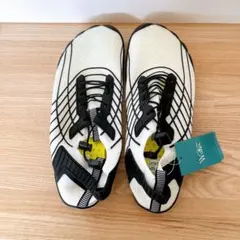 マリンシューズ 男女兼用 ウォーターシューズ 水陸両用 ジム 白 28.0cm