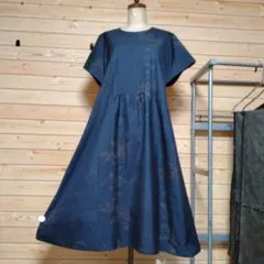 着物リメイク　大島紬　7マルキから ピンタックワンピース