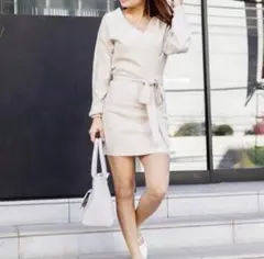 【新品未使用】LIP SERVICE ベージュ ニットワンピース