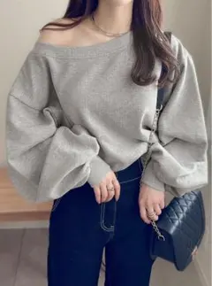 GRL オフショルダースウェットトップス