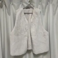 ホワイトファーベスト
