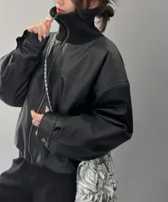 最終値下げブラックレザージャケット ショート丈 スタンドネック オーバーサイズ