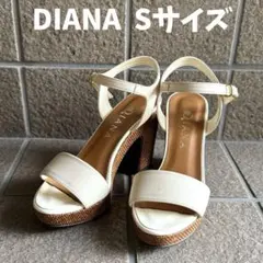 【美品】DIANA ダイアナ アンクルストラップ サンダル Sサイズ ホワイトのサムネイル