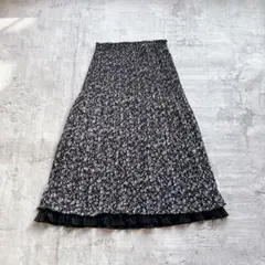 【美品】花柄 総柄 ロングスカート フレアスカート モノトーン プリーツ 黒 白