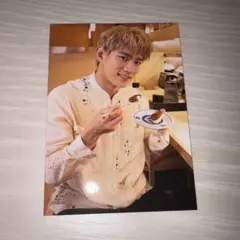 Item thumbnail for item b6f8b7b3-e5f2-4acc-af92-4d5e2c56d4b1